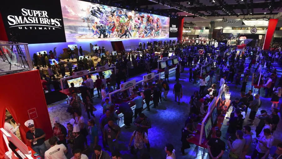 E3